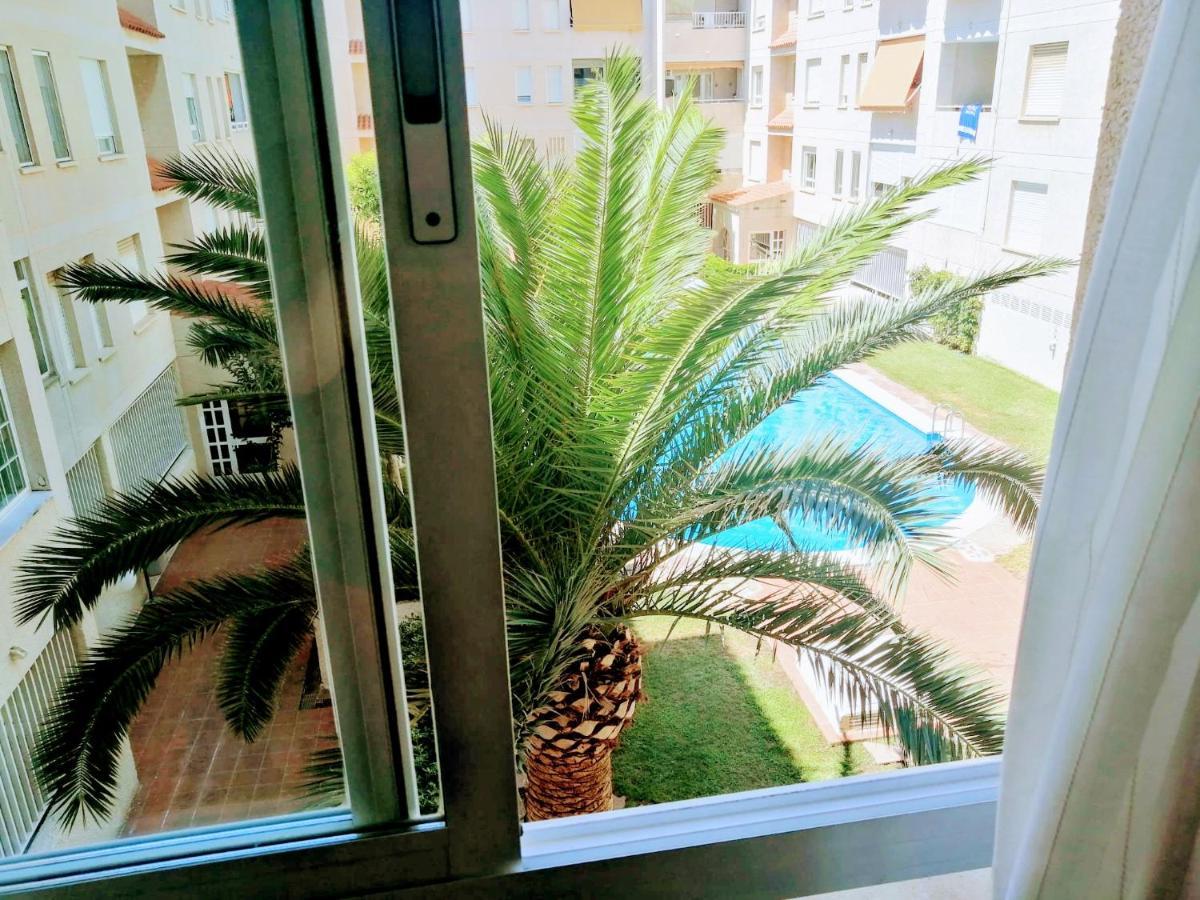 Apartamento Piso vacacional con piscina en Benicàssim Exterior foto